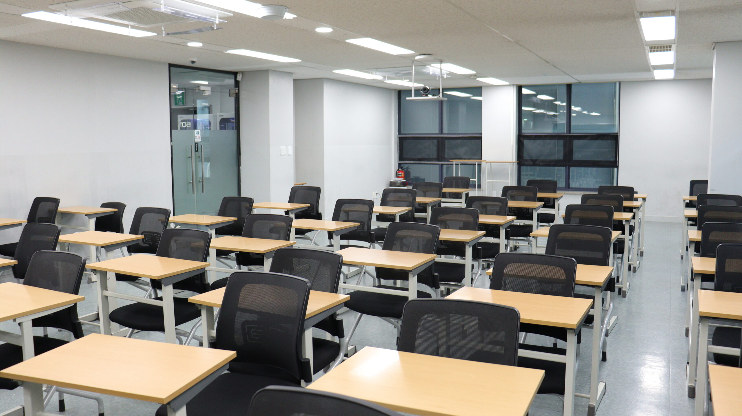 재수학원 추천 전 꼭 읽어야 할 글｜성적이 오르는 학생들의 공통점과 강안교육 5월 모의고사 분석